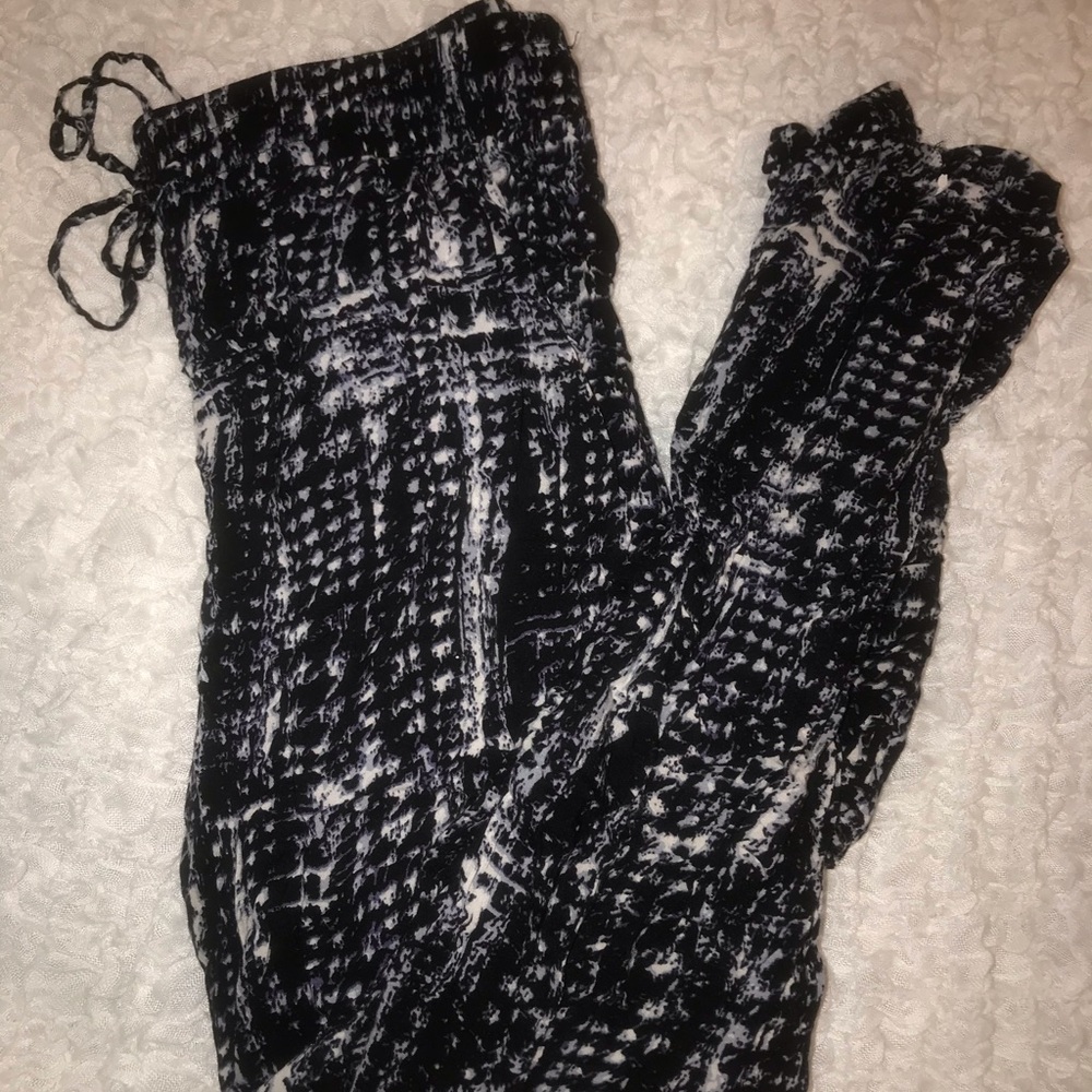 Flowy patterned joggers